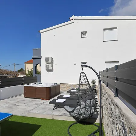 Simaruna Appartement *