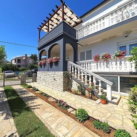 Simaruna 마슬레니차