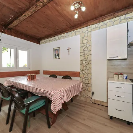 Simaruna Maslenica
