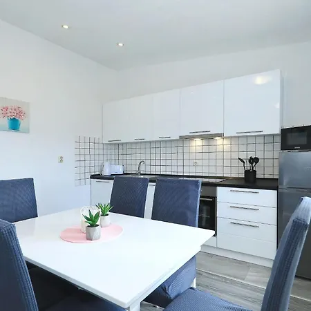 Apartment Simaruna Maslenica