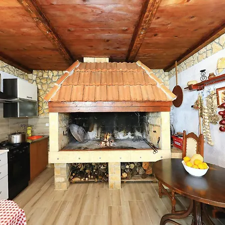 Apartment Simaruna *