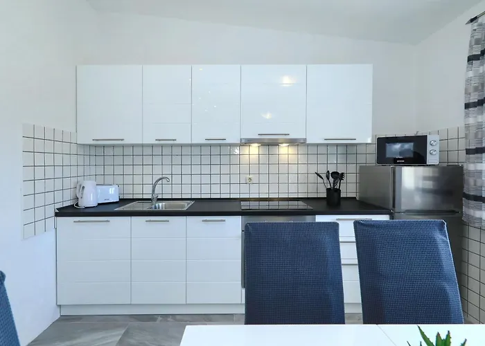 Simaruna * Maslenica