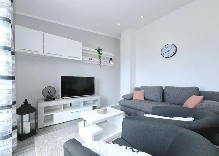 Simaruna * Maslenica